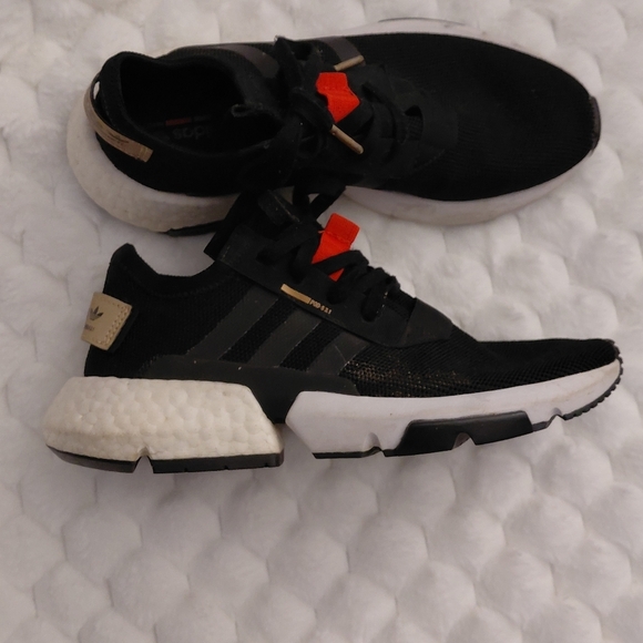 Adidas Black and White Sneakers - Picture 5 of 11